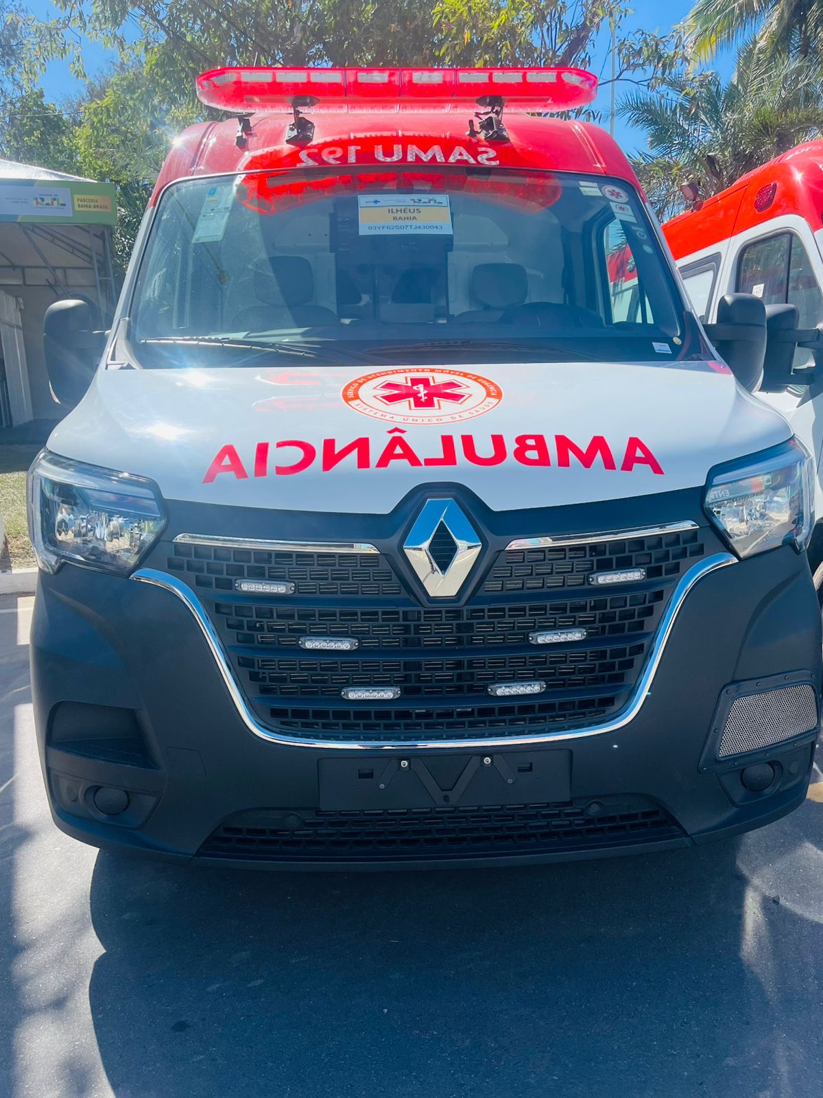 Ilhéus recebe três novas ambulâncias do SAMU e reforça atendimento de urgência e emergência Ilhéus recebe três novas ambulâncias do SAMU e reforça atendimento de urgência e emergência