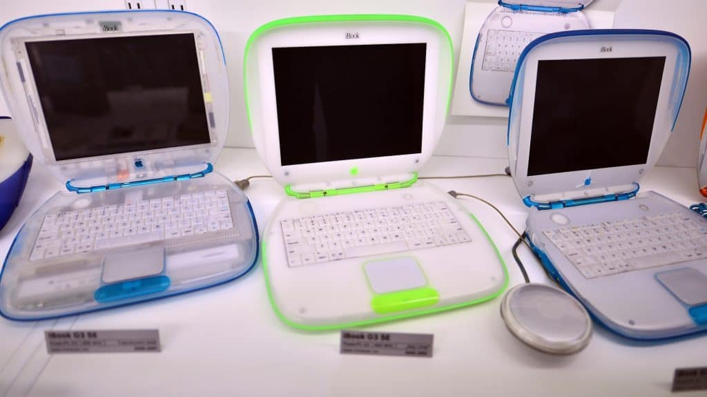 Novos MacBooks devem retomar característica antiga de notebooks nostálgicos da marca Novos MacBooks devem retomar característica antiga de notebooks nostálgicos da marca