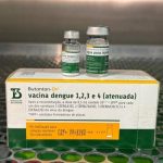 Ilhéus inicia vacinação contra a dengue para profissionais da Atenção Primária à Saúde Ilhéus inicia vacinação contra a dengue para profissionais da Atenção Primária à Saúde