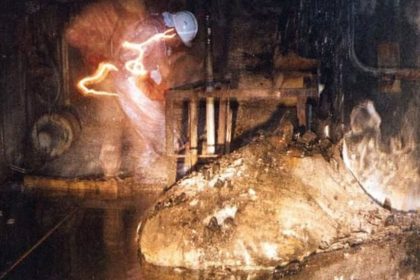 Dentro de Chernobyl: como é o trabalho de um cientista no reator destruído Dentro de Chernobyl: como é o trabalho de um cientista no reator destruído