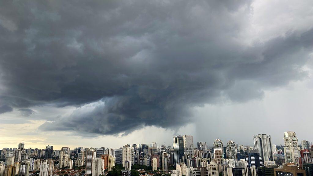 Frio, geada e chuva no Brasil! Confira a previsão do tempo para a sua região Frio, geada e chuva no Brasil! Confira a previsão do tempo para a sua região