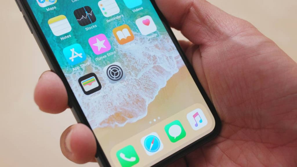 Quanto custa manter um iPhone em 2025 com seguro, troca de bateria e AppleCare+